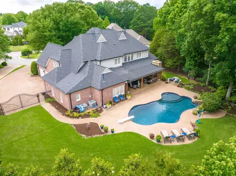 1726 Patton Place Cv, Collierville, TN 38017