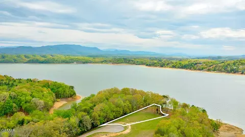 55 Sunset Blvd, White Pine, TN 37890