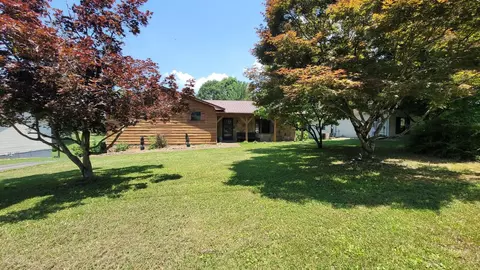 348 Spring Hollow Dr, Morristown, TN 37814