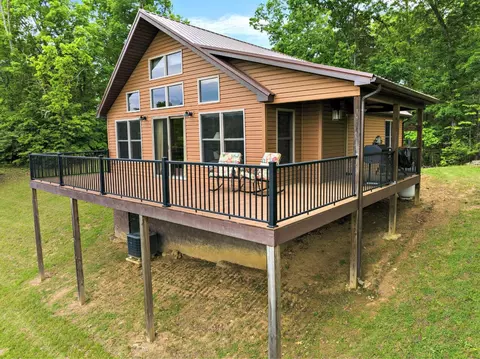 2540 Chestnut Hill Rd, Dandridge, TN 37725