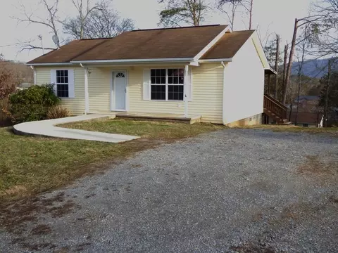 175 Terry St, Newport, TN 37821