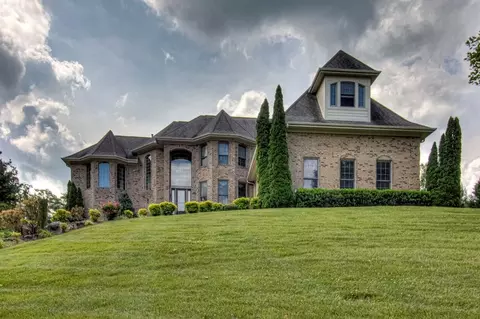 4318 Stonehenge Way, Dandridge, TN 37725