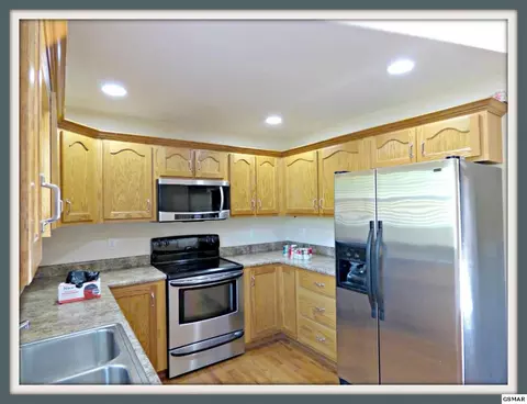2529 Kaley Dr, Talbott, TN 37877 photo 4