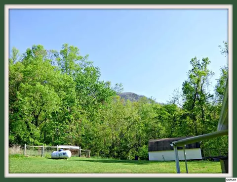 3676 Collier Loop, Dandridge, TN 37725 photo 32