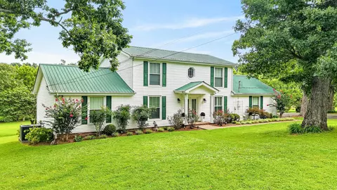 401 Bluegrass Ct, Lebanon, TN 37090
