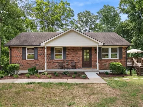 5913 Huffman Rd, Goodlettsville, TN 37072