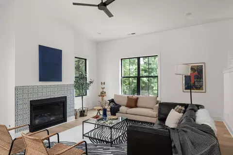 1415 Porter Rd, Nashville, TN 37206