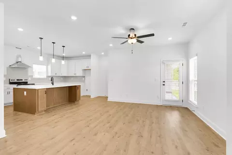 Living - 1815 Flatwaters St, Spring Hill, TN 37174 photo 2 of 5
