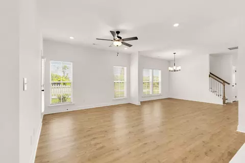 Living - 1815 Flatwaters St, Spring Hill, TN 37174 photo 3 of 5