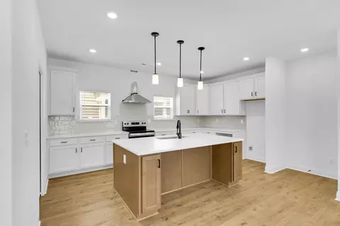 Kitchen - 1815 Flatwaters St, Spring Hill, TN 37174 photo 1 of 4