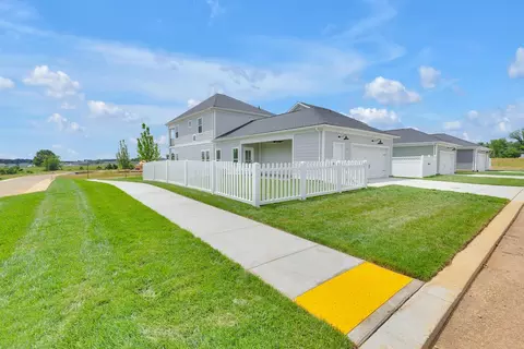 Exterior - 1815 Flatwaters St, Spring Hill, TN 37174 photo 8 of 10