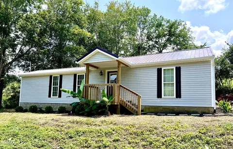 751 Warford Rd, Newport, TN 37821