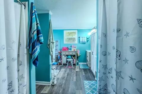 Bath - 60 Lynn St, Morrison, TN 37357 photo 2 of 4