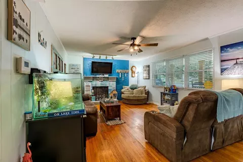 Living - 60 Lynn St, Morrison, TN 37357 photo 1 of 5