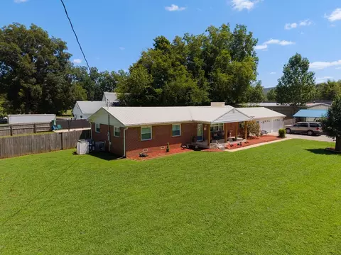 Exterior - 60 Lynn St, Morrison, TN 37357 photo 4 of 4