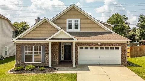 77 Villa Way, Hendersonville, TN 37075