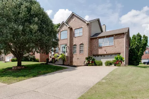 127 Coarsey Blvd, Hendersonville, TN 37075