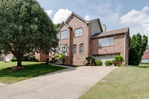 127 Coarsey Blvd, Hendersonville, TN 37075
