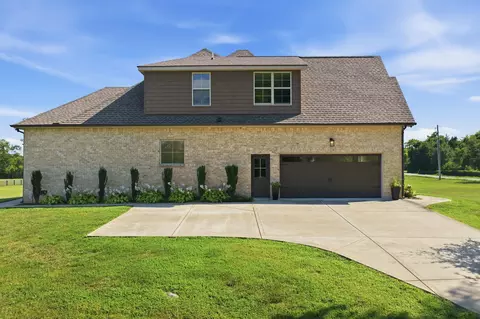 Exterior - 4555 Webb Rd, Murfreesboro, TN 37128 photo 7 of 14