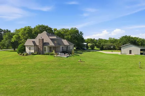 Exterior - 4555 Webb Rd, Murfreesboro, TN 37128 photo 9 of 14