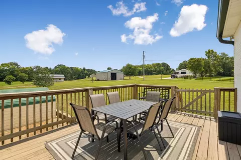 Exterior - 3695 Dobbin Rd, Springfield, TN 37172 photo 8 of 13