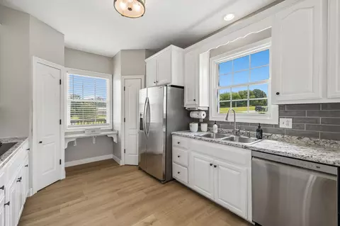 Kitchen - 3695 Dobbin Rd, Springfield, TN 37172 photo 1 of 4