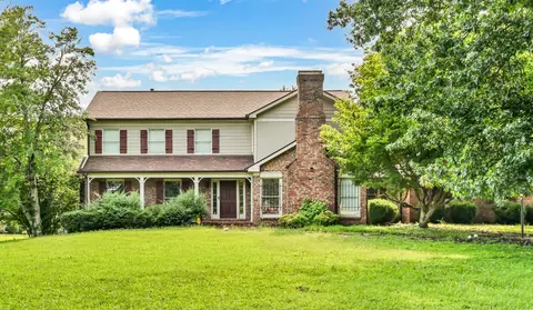 592 Fairway Wingate, Clarksville, TN 37043