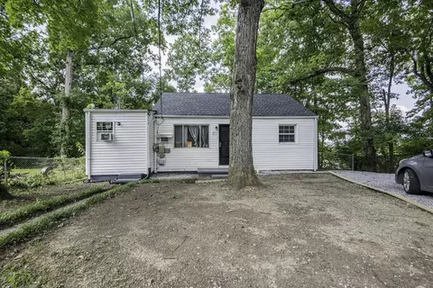 27 W 51st St, Chattanooga, TN 37410