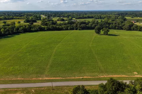 1320 Wallace Thompson Rd, Lewisburg, TN 37091