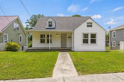 812 Woodmont Blvd, Clarksville, TN 37040