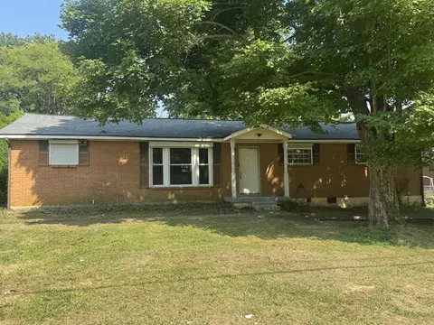 1505 Glennon Dr, Clarksville, TN 37042
