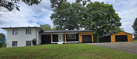 1787 W Elmwood Rd, Clarksville, TN 37040