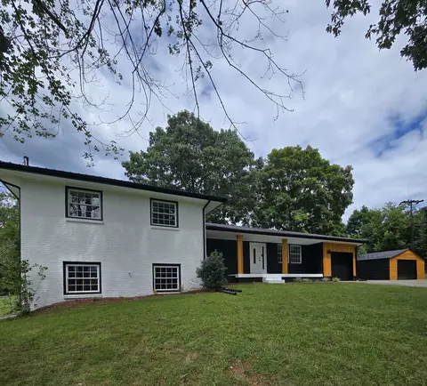 1787 W Elmwood Rd, Clarksville, TN 37040