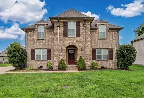 1085 Willow Cir, Clarksville, TN 37043