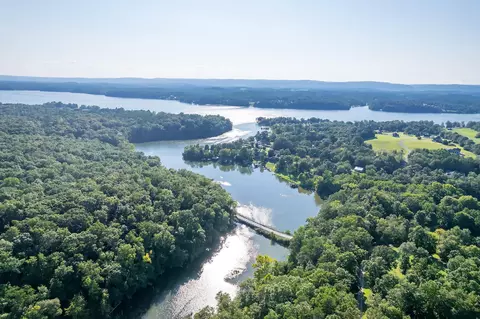 15 Watauga Ln, Birchwood, TN 37308