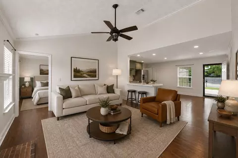 Living - 4014 Sequoia Trl, Spring Hill, TN 37174 photo 5 of 6