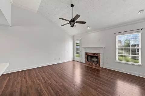 Living - 4014 Sequoia Trl, Spring Hill, TN 37174 photo 4 of 6