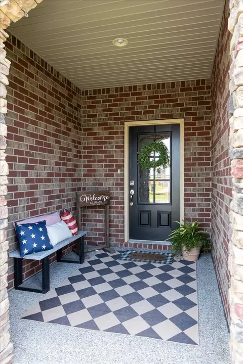 Exterior - 1045 Windemere Dr, Gallatin, TN 37066 photo 3 of 7