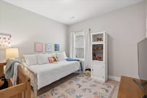 Bedroom - 1045 Windemere Dr, Gallatin, TN 37066 photo 5 of 5