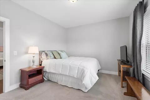 Bedroom - 1045 Windemere Dr, Gallatin, TN 37066 photo 4 of 5