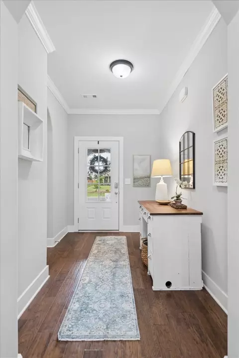 Entry Way - 1045 Windemere Dr, Gallatin, TN 37066 photo 2 of 3