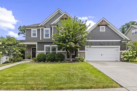 1221 Bridgeview Dr, Chattanooga, TN 37415