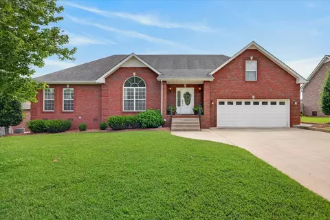 213 Cheshire Rd, Clarksville, TN 37043