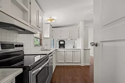 Kitchen - 184 Mcgowan Rd, Morrison, TN 37357 photo 2 of 2