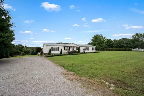 Exterior - 184 Mcgowan Rd, Morrison, TN 37357 photo 2 of 13