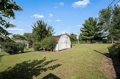 Exterior - 184 Mcgowan Rd, Morrison, TN 37357 photo 10 of 13
