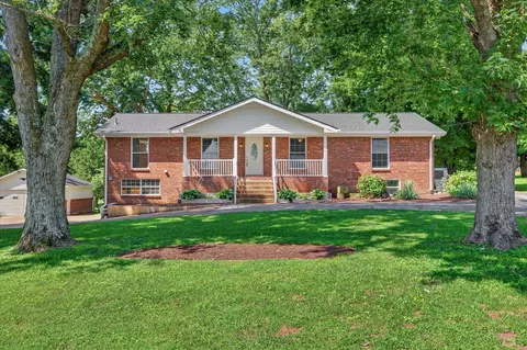 1105 Browndale Ct, Nashville, TN 37207