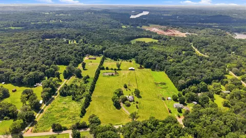 1150 Canoe Branch Rd, Lebanon, TN 37087