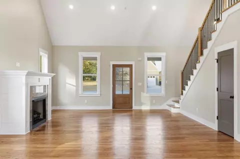 Living - 125 Mila Mae, Ocoee, TN 37361 photo 2 of 3