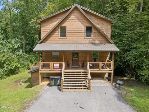 1615 Bear Valley Rd, Sevierville, TN 37876